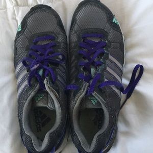 Adidas women’s tennis shoes